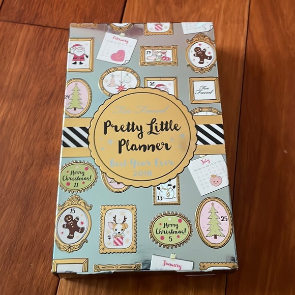 Too Faced Pretty Little Planner Set - Picture 1 of 2